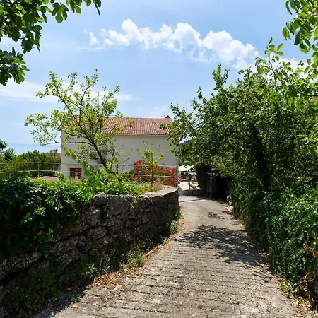 Apartment Dama