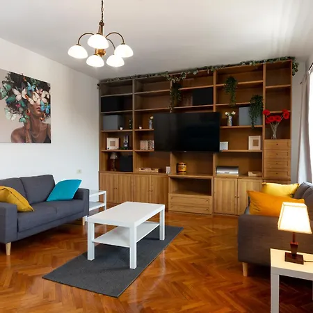 Apartment Dama *