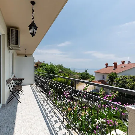 Apartment Dama *