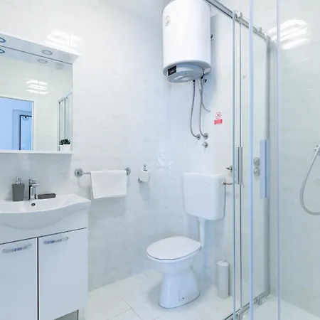 Apartment Dama