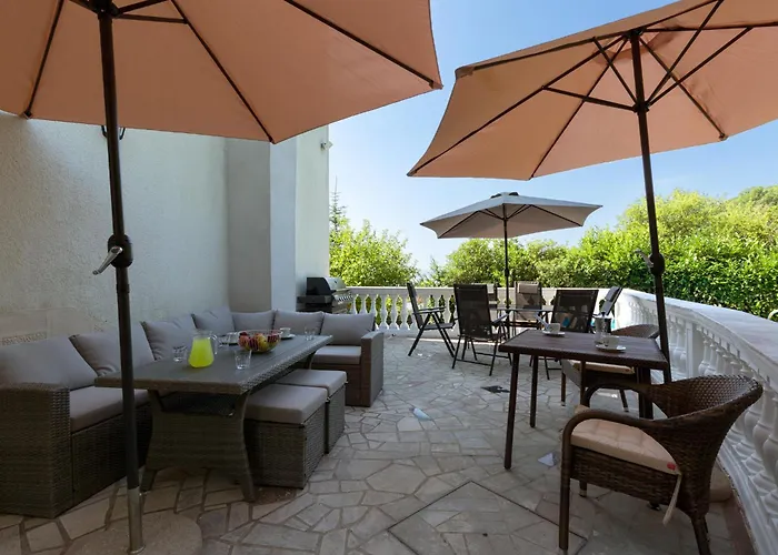 Apartment Dama